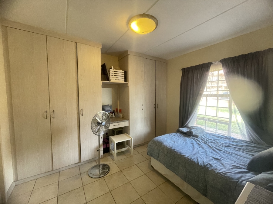To Let 1 Bedroom Property for Rent in Doringkruin North West